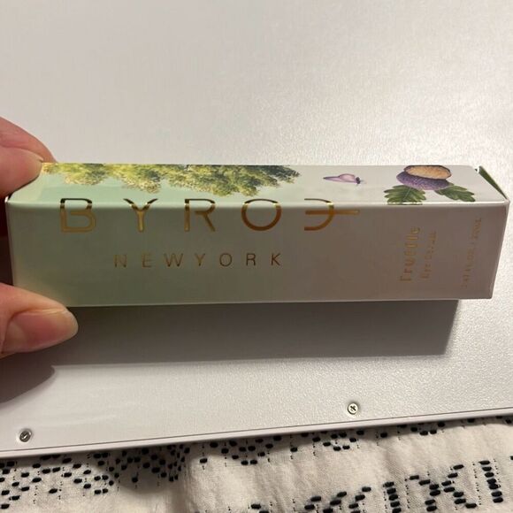 Byroe Truffle Eye Serum - Picture 1 of 4